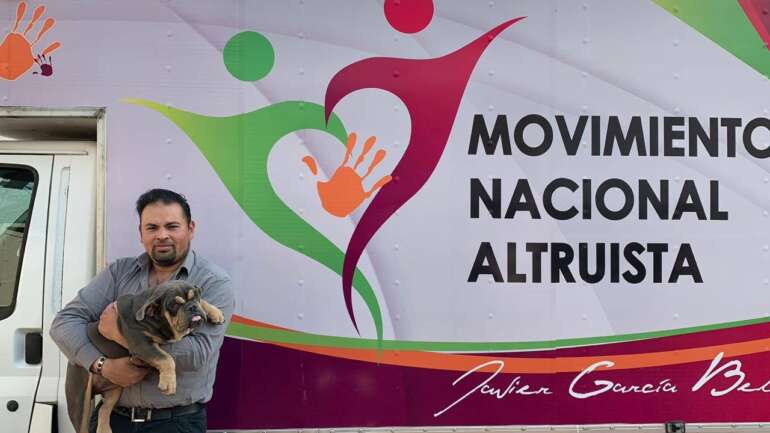 Movimiento Nacional Altruista Encuentra un Hogar Amoroso para Perrita Rescatada